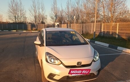Honda Fit, 2020 год, 1 350 000 рублей, 5 фотография