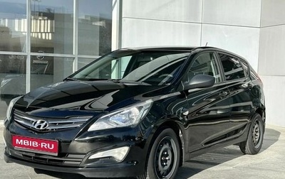 Hyundai Solaris II рестайлинг, 2015 год, 800 000 рублей, 1 фотография