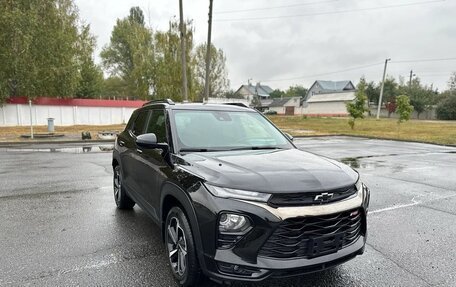 Chevrolet TrailBlazer, 2023 год, 1 990 000 рублей, 3 фотография