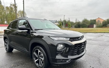 Chevrolet TrailBlazer, 2023 год, 1 990 000 рублей, 2 фотография