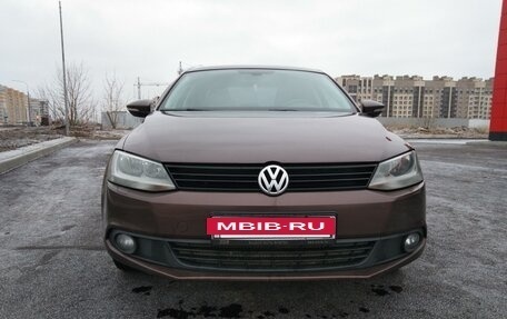 Volkswagen Jetta VII, 2014 год, 800 000 рублей, 6 фотография