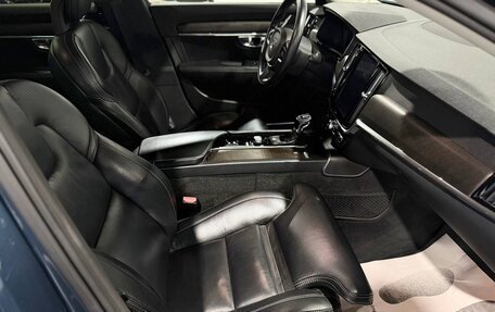 Volvo V90 Cross Country I рестайлинг, 2018 год, 2 690 000 рублей, 32 фотография