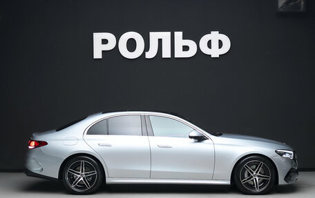 Mercedes-Benz E-Класс, 2024 год, 8 100 000 рублей, 3 фотография