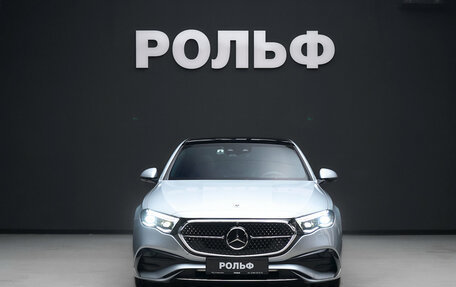 Mercedes-Benz E-Класс, 2024 год, 8 100 000 рублей, 2 фотография