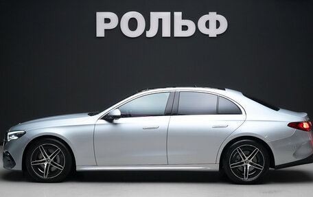 Mercedes-Benz E-Класс, 2024 год, 8 100 000 рублей, 5 фотография