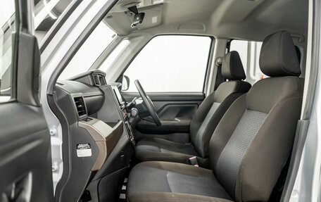 Toyota Roomy I, 2022 год, 1 119 000 рублей, 7 фотография