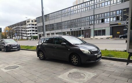 Toyota Verso I, 2011 год, 720 000 рублей, 13 фотография