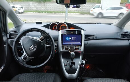 Toyota Verso I, 2011 год, 720 000 рублей, 8 фотография