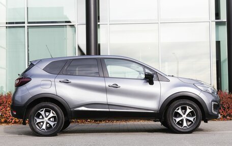 Renault Kaptur I рестайлинг, 2019 год, 1 530 000 рублей, 8 фотография