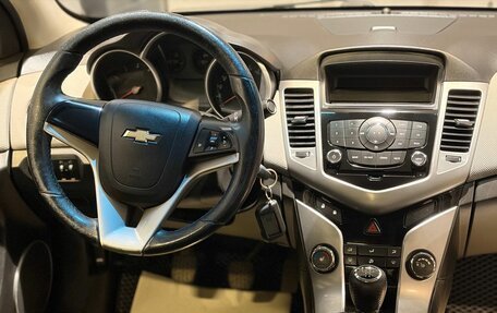 Chevrolet Cruze II, 2012 год, 539 000 рублей, 7 фотография