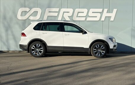 Volkswagen Tiguan II, 2019 год, 2 599 000 рублей, 5 фотография