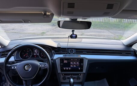 Volkswagen Passat B8 рестайлинг, 2018 год, 1 690 000 рублей, 2 фотография