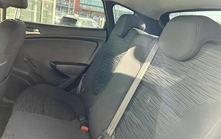 Hyundai Solaris II рестайлинг, 2015 год, 800 000 рублей, 11 фотография