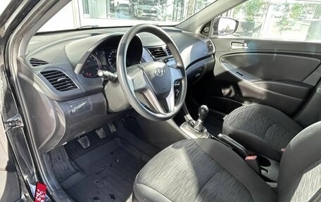 Hyundai Solaris II рестайлинг, 2015 год, 800 000 рублей, 7 фотография