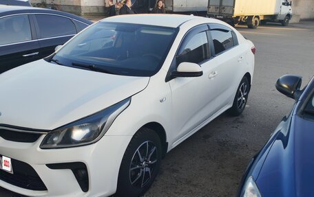 KIA Rio IV, 2017 год, 620 000 рублей, 2 фотография