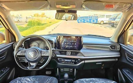 Suzuki Swift IV рестайлинг, 2025 год, 1 995 000 рублей, 13 фотография