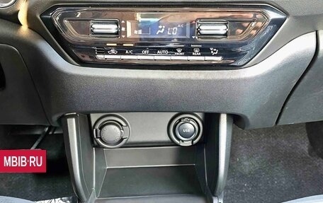 Suzuki Swift IV рестайлинг, 2025 год, 1 995 000 рублей, 22 фотография