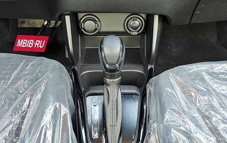 Suzuki Swift IV рестайлинг, 2025 год, 1 995 000 рублей, 23 фотография