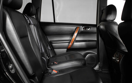 Toyota Highlander III, 2011 год, 1 669 000 рублей, 13 фотография