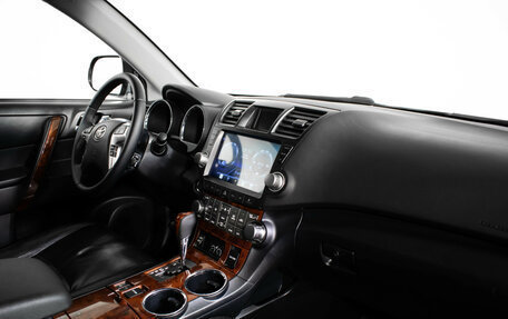 Toyota Highlander III, 2011 год, 1 669 000 рублей, 12 фотография