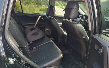 Toyota RAV4, 2017 год, 1 900 000 рублей, 9 фотография