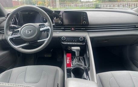 Hyundai Elantra, 2020 год, 1 830 000 рублей, 10 фотография