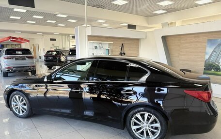 Infiniti Q50 I рестайлинг, 2015 год, 1 999 000 рублей, 8 фотография