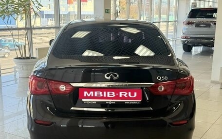 Infiniti Q50 I рестайлинг, 2015 год, 1 999 000 рублей, 6 фотография