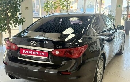 Infiniti Q50 I рестайлинг, 2015 год, 1 999 000 рублей, 5 фотография