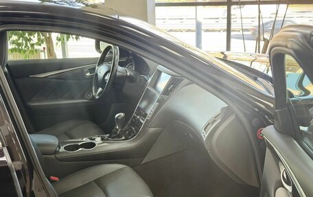 Infiniti Q50 I рестайлинг, 2015 год, 1 999 000 рублей, 18 фотография