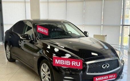 Infiniti Q50 I рестайлинг, 2015 год, 1 999 000 рублей, 3 фотография