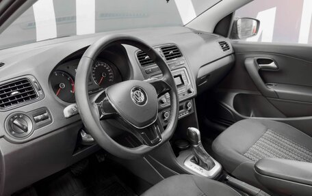 Volkswagen Polo VI (EU Market), 2017 год, 1 139 900 рублей, 6 фотография