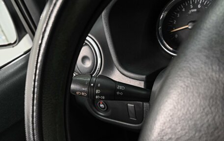 Renault Logan II, 2016 год, 784 000 рублей, 15 фотография