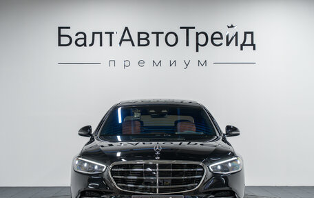 Mercedes-Benz S-Класс, 2025 год, 15 990 000 рублей, 4 фотография