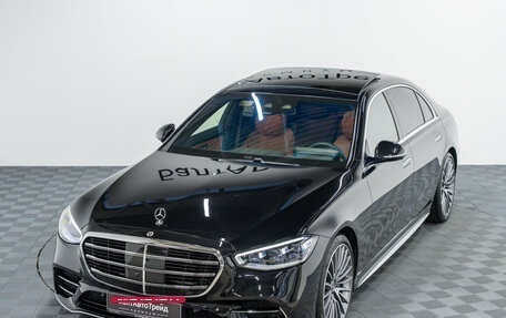 Mercedes-Benz S-Класс, 2025 год, 15 990 000 рублей, 36 фотография