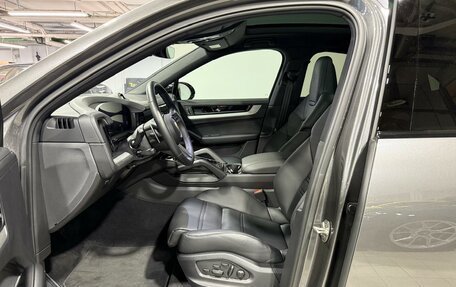 Porsche Cayenne III, 2023 год, 13 970 000 рублей, 7 фотография