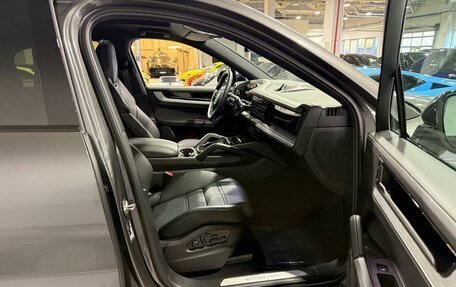 Porsche Cayenne III, 2023 год, 13 970 000 рублей, 8 фотография