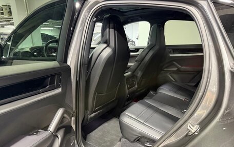 Porsche Cayenne III, 2023 год, 13 970 000 рублей, 10 фотография