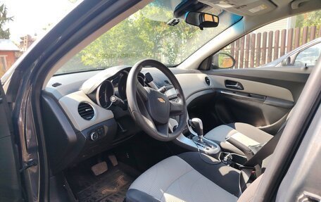 Chevrolet Cruze II, 2014 год, 950 000 рублей, 4 фотография