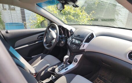 Chevrolet Cruze II, 2014 год, 950 000 рублей, 6 фотография