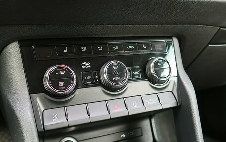Skoda Karoq I, 2020 год, 2 229 000 рублей, 19 фотография