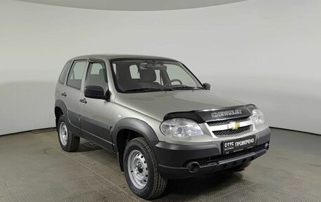 Chevrolet Niva I рестайлинг, 2019 год, 680 000 рублей, 3 фотография