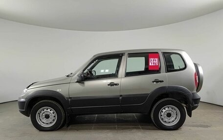 Chevrolet Niva I рестайлинг, 2019 год, 680 000 рублей, 10 фотография