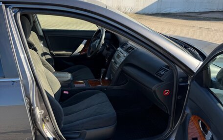 Toyota Camry, 2008 год, 760 000 рублей, 18 фотография