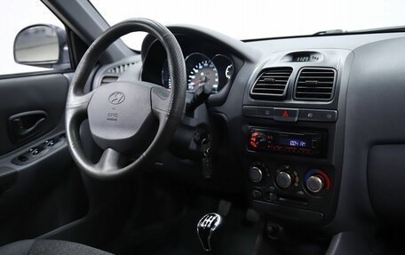 Hyundai Accent II, 2008 год, 340 000 рублей, 14 фотография