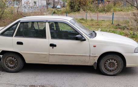 Daewoo Nexia I рестайлинг, 2010 год, 140 000 рублей, 4 фотография