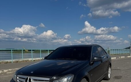 Mercedes-Benz C-Класс, 2011 год, 1 400 000 рублей, 4 фотография