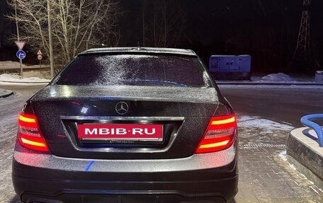 Mercedes-Benz C-Класс, 2011 год, 1 400 000 рублей, 8 фотография