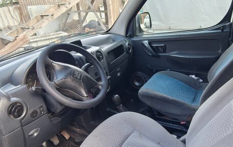 Peugeot Partner II рестайлинг 2, 2005 год, 390 000 рублей, 12 фотография
