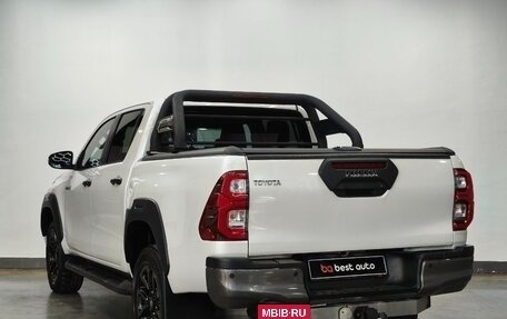 Toyota Hilux VIII, 2021 год, 5 190 000 рублей, 9 фотография